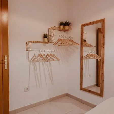 Ferienhaus In Mit Terrasse Und Gemeinschaftlichem Pool Vakantiehuis